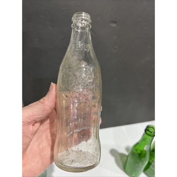 LOT WA Soda Bottles 7UP Coke-Cola Royal Crown Cola Vintage - Picture 8 of 16